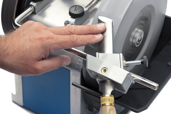 TORMEK-Vorrichtung für Drechselmeißel